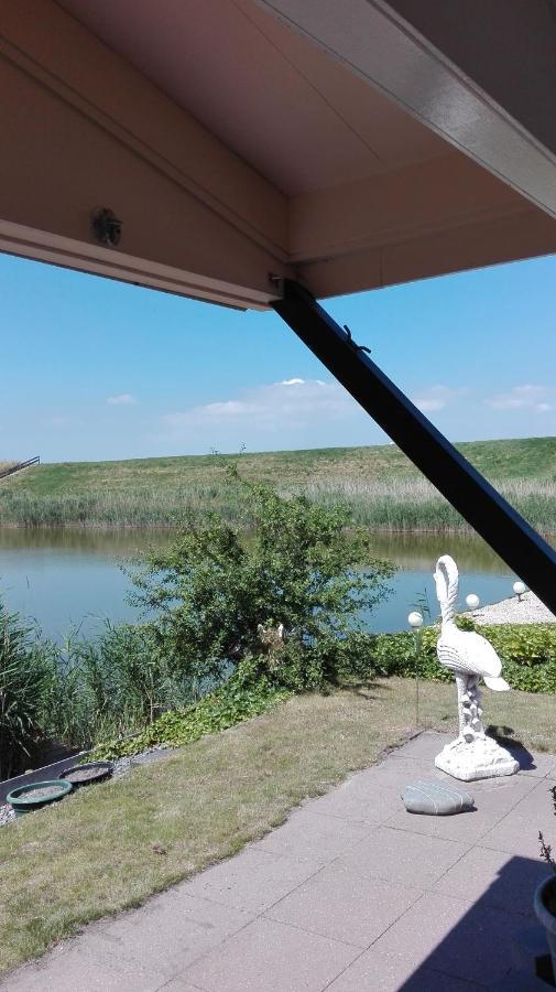 Het Boothuis Villa Sint Annaland Bagian luar foto